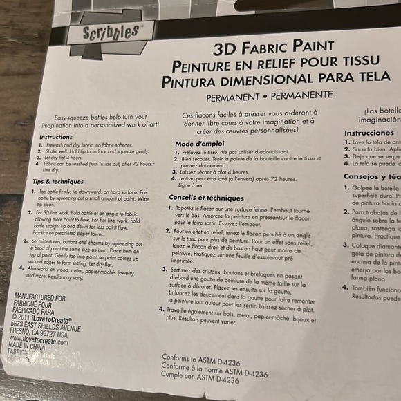 3D Fabric Paint 🎨 set of 6 one fluid ounce paints 29.5 mL (1 fl oz) each color​ - Picture 4 of 5